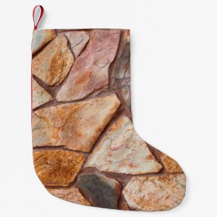 Meia De Natal Pequena Fechamento de uma parede de pedra como papel de fu