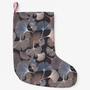 Meia De Natal Pequena Folhas de Ginkgo: padrão natural elegante.