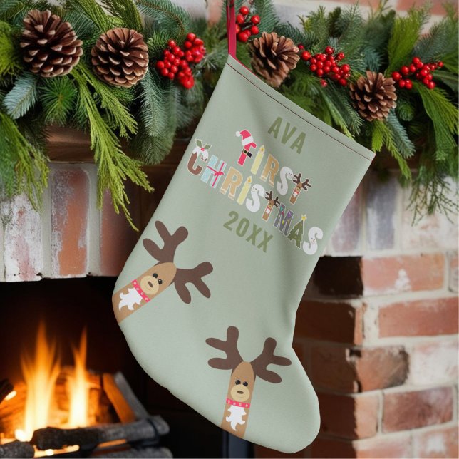 Meia De Natal Pequena Girls Cute Reindeer Green Primeiro Natal Stocks (A cute 1st Christmas Stocking. Just add your little one's name and year.)