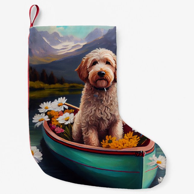 Meia De Natal Pequena Goldendoodle em um remo: Uma aventura cêntrica (Frente)