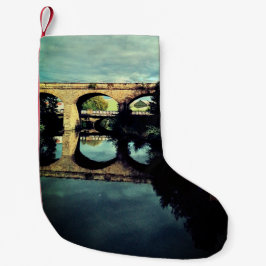 Meia De Natal Pequena On the way to Attercliffe