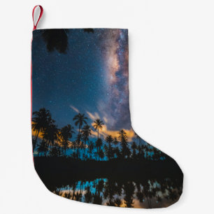 Meia De Natal Pequena Silhueta de coqueiros refletida no corpo de w
