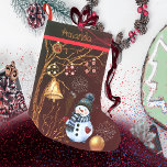 Meia De Natal Pequena Snowman<br><div class="desc">Procurando um estoque que leve o espírito de feriado para sua casa? Não olhe mais do que esse Snowman de Natal! Esta meia é perfeita para quem ama o Natal, com a sua design festiva e tecido exuberante. A estocagem é enfeitada com uma árvore ouro com ornamentos pendurados, flocos de...</div>