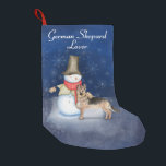 Meia De Natal Pequena Snowman e Cachorro - Shephard Lover Alemão<br><div class="desc">Doce bonitão e seu fiel amigo Shephard alemão,  apenas mordendo na neve suavemente caindo.</div>