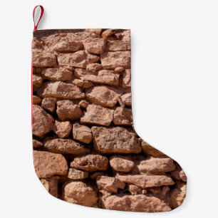Meia De Natal Pequena Textura de alvenaria de grandes pedras vermelhas r