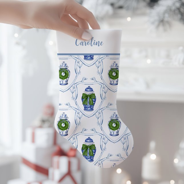 Meia De Natal Pequena Vaso de Ginger em Chinoiserie (Chinoiserie Blue and White Ginger Jar Christmas Stocking)