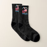 Meias 12 Birthday Girls Flamingo, 12 Anos, Tropical<br><div class="desc">Engraçado Presente Flamingo para homens,  Presente para mulheres,  esposa,  marido,  filho,  filha,  neto,  neta. Design Ideia de presente para aniversário,  Natal,  Aniversário,  Dia de os pais,  Dia de as mães,  homens de roupa,  mulheres,  pai,  esposa,  professor.</div>