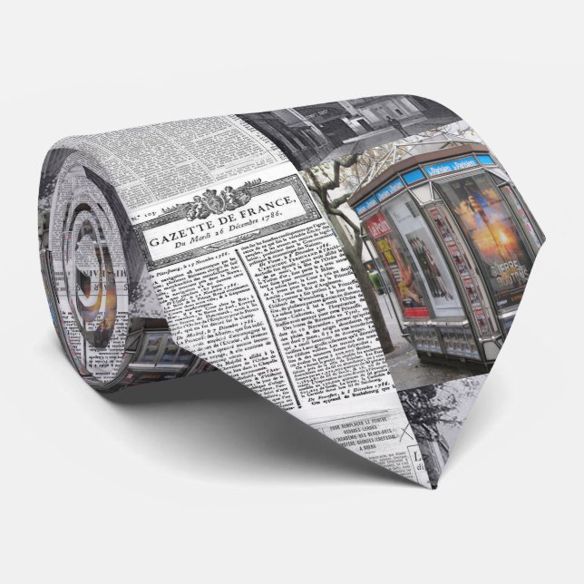 Men Designer Gravatas Paris Newspaper (Rolled)