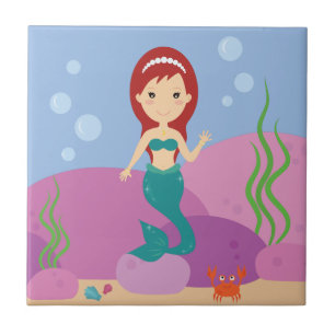 Menina Sereia na paisagem marinha submarina