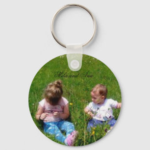 Meninas na natureza chaveiro