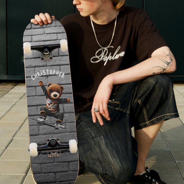 Meninos Skateboard Teddy Bear Brick Wall Name (Boys Skateboarding Teddy Bear Brick Wall Name Skateboard)
