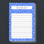 Menorah Star do Bloco de Notas Azul de David Hanuk<br><div class="desc">Faça suas listas de compro em estilo com este bloco de notas personalizável,  compre de compras,  planejamento de refeições ou lista de tarefas pendentes. Personalize ou adicione texto de acordo com as suas necessidades. Manter ou excluir as linhas também. Procure mais tamanhos e estilos no meu compro!</div>