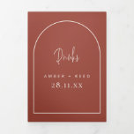 Menu Arch Terracotta & Cream Drinks para Casamento<br><div class="desc">Pode ser totalmente personalizado para atender às suas necessidades. © Gorjo Designs. Feito para você através da plataforma Zazzle. // Precisa de ajuda para personalizar o seu design? Tem outras ideias? Sinta-se à vontade para me contactar (Zoe) diretamente. Opcional: a cor de fundo e algumas fontes podem ser alteradas para...</div>