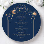 Menu Azul Místico Dourado Sol Lua Estende Casamento Esp<br><div class="desc">Místico Azul Dourado Sol Lua Estrelas Espaciais Cartões de Menu de Casamento Apresenta um raio sol dourado, lua e estrelas sobre um fundo azul com os seus detalhes cardápios no centro em um moderno roteiro de caligrafia dourada. Personalize editando o texto nas caixas de texto fornecidas. Projetado para você pelo...</div>