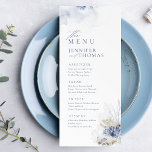 Menu Casamento com coral de aquarela azul e conchas<br><div class="desc">Elegante sob o cardápio do mar, o cardápio da praia contém coral azul-aquática empoeirado e conchas, na moda e detalhes do evento clássico de fontes, moderno e romântico, excelente para o casamento da praia temerária do mar, casamento do destino tropical do inverno, festa temático do oceano costeiro. Veja todas as...</div>