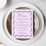 Menu Casamento de Moldura Roxo Moderno<br><div class="desc">Adicione um toque de vintage à sua festa de noivado, janto de ensaio ou recepção de casamento com este menu de casamento do Quadro de Onda Roxo Moderno. O design exibe os nomes do casal, a data do casamento e as opções do menu em letras negrito roxo cercado por uma...</div>