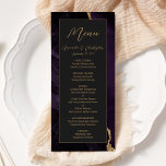 Menu Casamento Dourado de Agate Roxo Moderno Escuro<br><div class="desc">Este elegante e moderno menu de casamento mostra uma cor d'água roxa de fundo arredondada com brilho dourado. O texto aparece em letras elegantes douradas e fontes sans serif em um retângulo preto de ardósia. O design de ágata é repetido no reverso.</div>