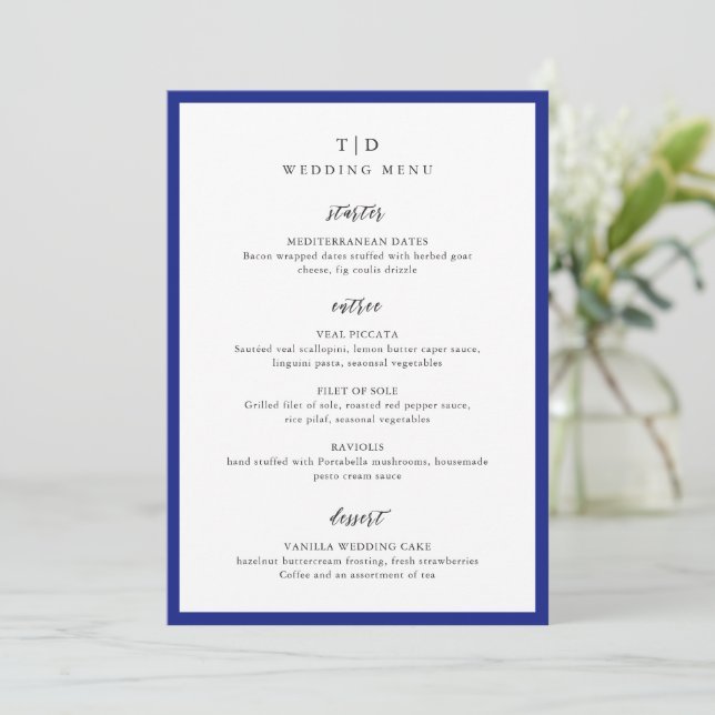Menu Casamento Moderno com Monograma Azul Real Elegante (Em pé/Frente)