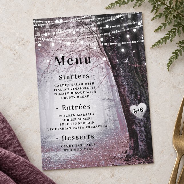 Menu Evermore | Floresta Encantada de Fadas | Jantar Ro (Mauve Evermore enchanted forest dinner menu, shown with coordinated wedding styling. Decorative props are not included.)