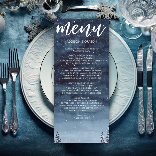 Menu Marinho Azul Wintery Watercolor Noite Casamento (Winter wonderland watercolor snow night wedding menu card for and elegant winter wedding reception.)
