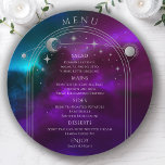 Menu Roxo Cósmico Prata Teal Sun Lua Stars Casamento<br><div class="desc">O Sol da Lua Solar Teal Roxo Cósmico Stars Espacial Cartões de Menu de Casamento Apresenta um sol prateado, uma lua e estrelas sobre um roxo místico colorido, um fundo cósmico teal e azul com seus detalhes cardápios no centro em um roteiro moderno de caligrafia prateada. Personalize editando o texto...</div>