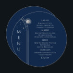 Menu Silver Sun Lua Solar Azul Místico Estende Casament<br><div class="desc">Mystical Blue Silver Sun Moon Stars Space Wedding Cards com carateres cardápios com estrelas prateadas simples em um fundo azul com seus detalhes cardápios no centro em um moderno roteiro de caligrafia prateada. Personalize editando o texto nas caixas de texto fornecidas. Concebido para si por ©Evco Studio em www.zazzle.com/store/evcostudio</div>