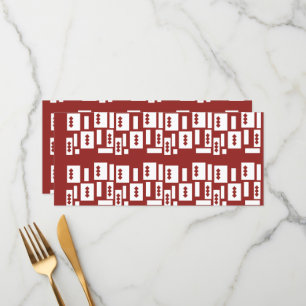 Menu Um tapete vermelho com padrão texturizado é espalh