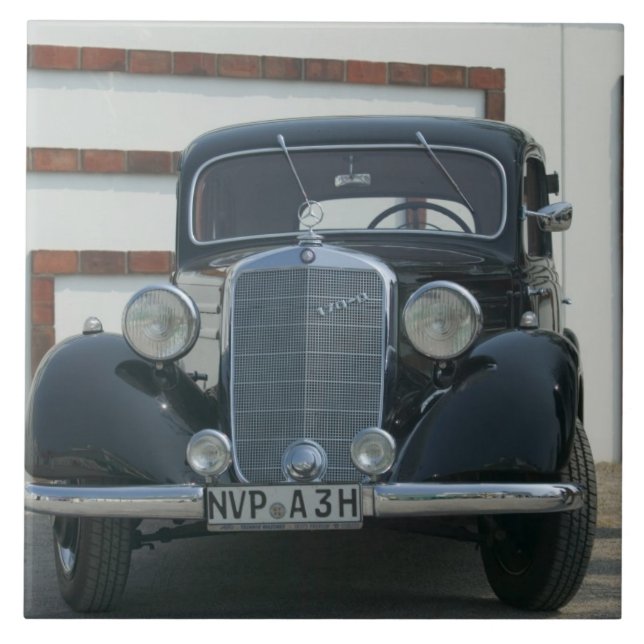 Mercedes antiga (Frente)