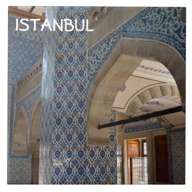 Mesquita do Pasha de Rustem em Istambul (Frente)