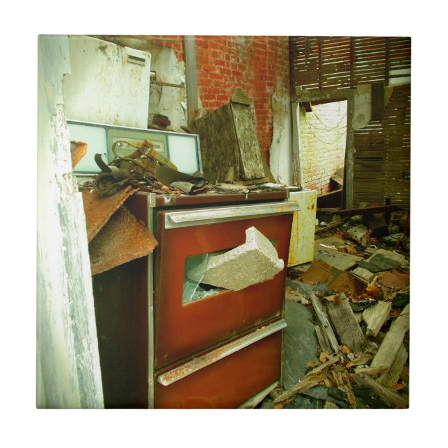 Mess Abandonada (Frente)