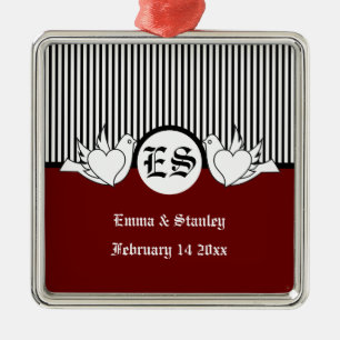 Metal Ornamento das iniciais das pombas de amor preto, v