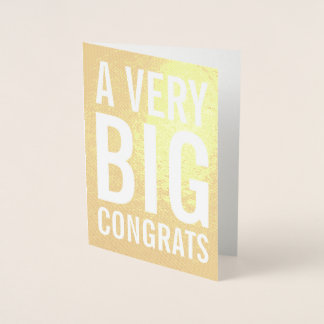 Metalizado Um Cartão De Folha De Ouro Muito Grande