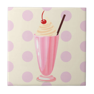 Milkshake rosa e Azulejo cerâmico Bolinhas