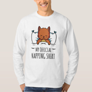 Minha camisa de dormir com gato dormindo