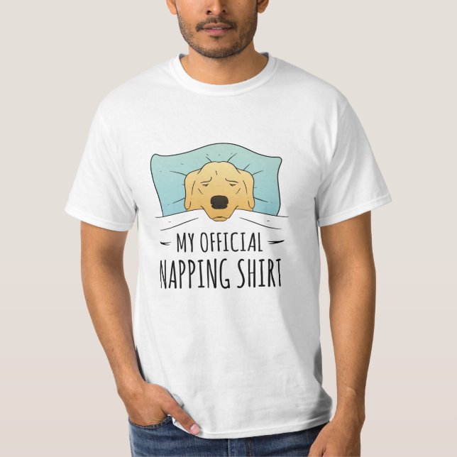 Minha camisa de dormir com o cão dormindo (Frente)