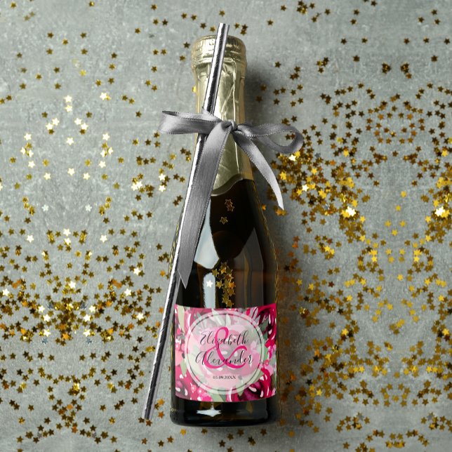 Mini Casamento Floral Quente Cor de Água Rosa Quen (Elegant watercolor pink flowers mini sparkling wine labels personalized for your wedding)