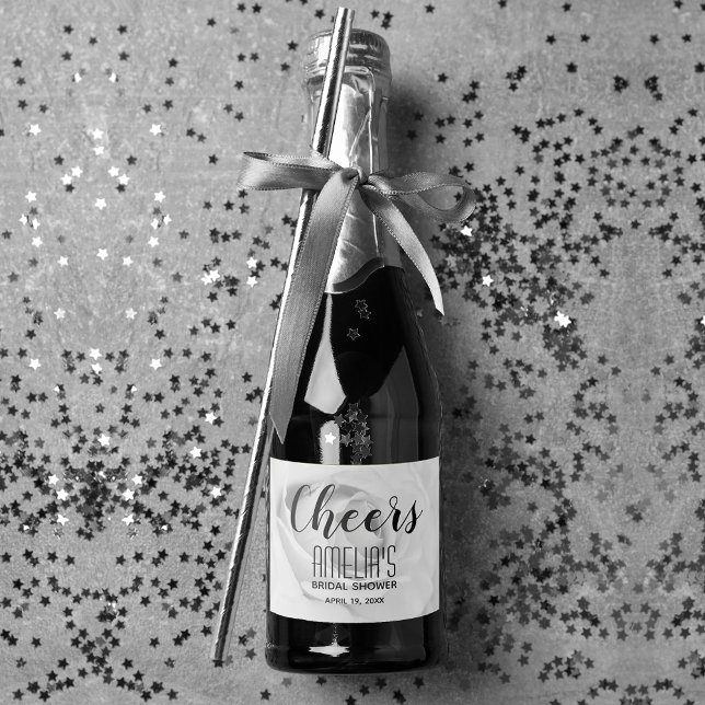 Mini Chuveiro de Noiva Rosa Preto e Branco (Black and white rose mini champagne bottle label for favors or serve to guests)