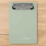 Mini Prancheta Elegante do Monograma Moderno Minimalista Verde Sa<br><div class="desc">Apresentando nossa Coleção Elegante do Monograma Moderno Minimalista Verde: Elevem sua estética com sofisticação serena e elegância eterno. Nossa coleção mostra designs minimalistas em uma matiz verde tranquila, complementada por monogramas refinados adaptados ao seu estilo pessoal. De papelaria polida a acessórios versáteis, cada peça da nossa coleção é meticulosamente trabalhada...</div>