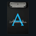 Mini Prancheta Nome do Monograma Girly de Script Preto Azul<br><div class="desc">Área de Transferência de Planejamento de Nomes Preto e Azul. Isto faz o doce e perfeito aniversário de 16 anos,  casamento,  chá de panela,  aniversário,  chá de fraldas ou festa de solteira presente para alguém que ama luxo de luxo e estilos quíticos.</div>