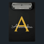 Mini Prancheta Ouro Preto Moderno Nome Monograma Feminino<br><div class="desc">Prancheta de Planejamento de Nome Preto e Dourado. Isso faz o presente perfeito de aniversário de 16 anos,  casamento,  chá de noiva,  aniversário de casamento,  chá de bebê ou despedida de solteira para alguém que ama luxo glamoroso e estilos chiques.</div>