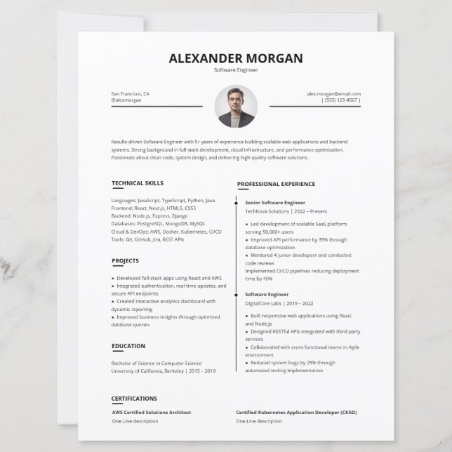 Minimalist Clean Professional Pro Resume  (Frente)