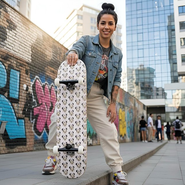 Minnie Skateboard (Criador carregado)