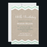 Mint Chevrons no Convite de Aniversário de Burlap<br><div class="desc">Este 18º Convite de Aniversário está em um fundo de burlap ilustrado e acentuado com chevrons verdes da menta. É apresentado no documento de base; no entanto,  recomendo o peso e a textura do papel de linho para uma melhor aparência de burlap.</div>