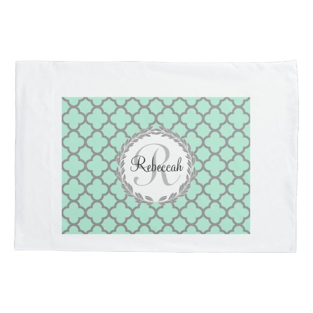 Mint Green Cinza Quatrefoil Name Monogrammed Laure (Verso)