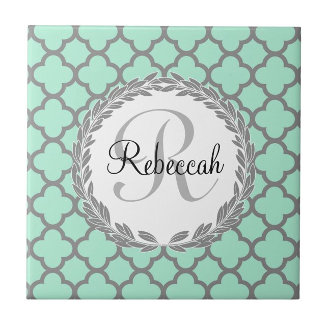 Mint Green Cinza Quatrefoil Nome Monograma Laurel (Frente)
