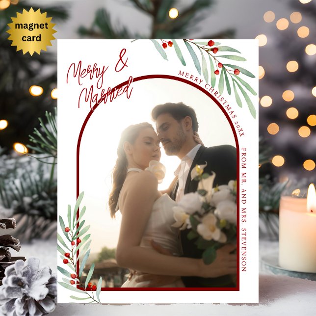 Mistletoe Newlyweds Photo Christmas Magnet Card (Criador carregado)