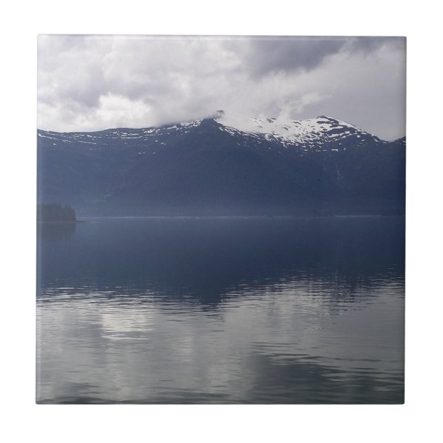 Misty Alaskan Sea in Shades of Blue (Frente)