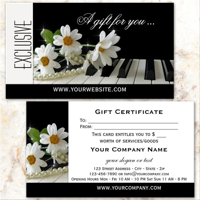 Modelo de Certificado de Presente de Música de Pia (Elegant gift certificate business card featuring an image of flowers on a piano)