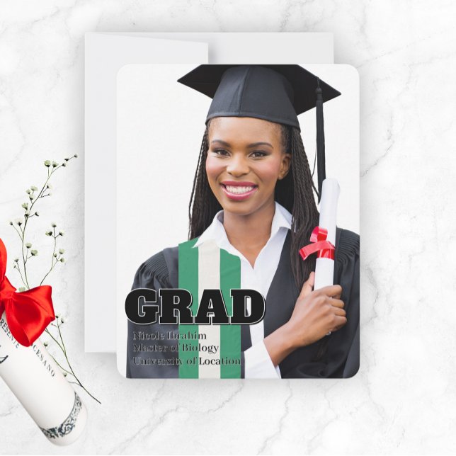 Modelo de Foto de Anúncio de Graduação Moderna (Custom Graduation Announcement Template)