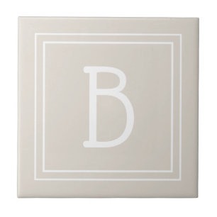 Modelo de Inicial Monogramada Moderna Bege Marrom